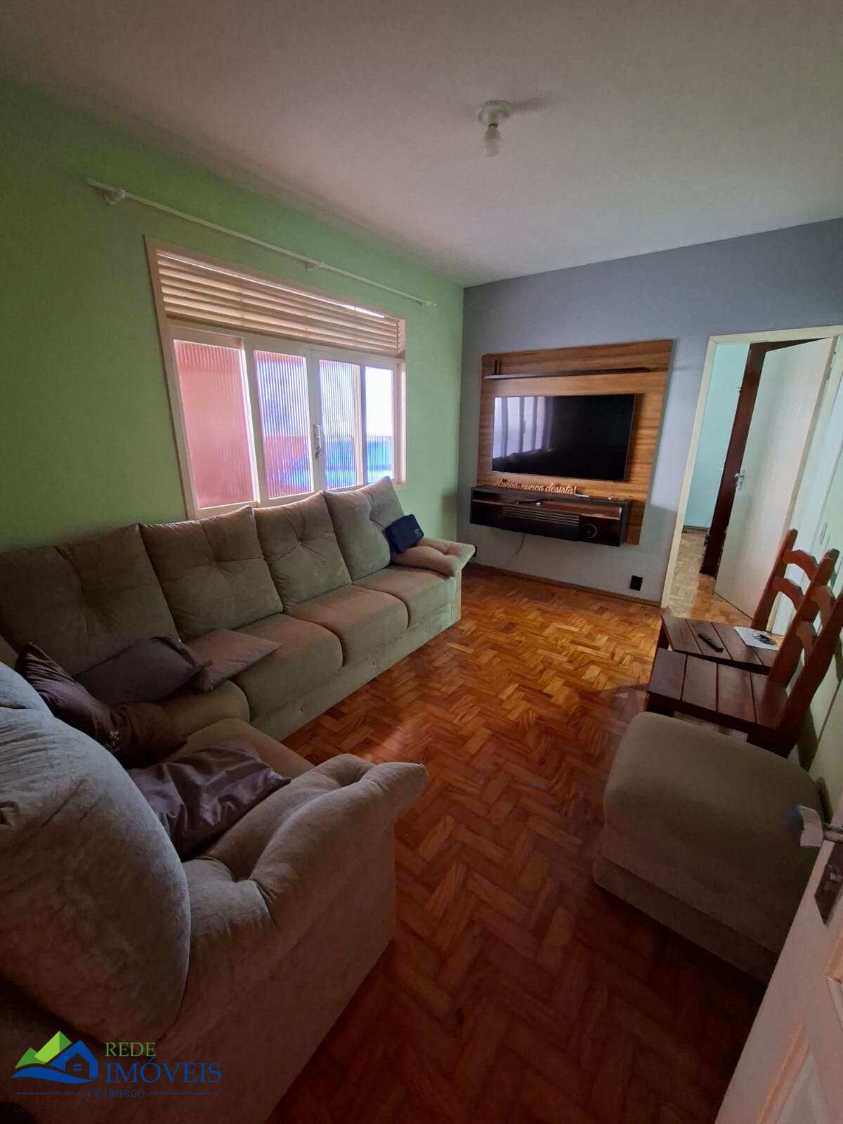 Casa à venda, com 3 quartos, 151m²