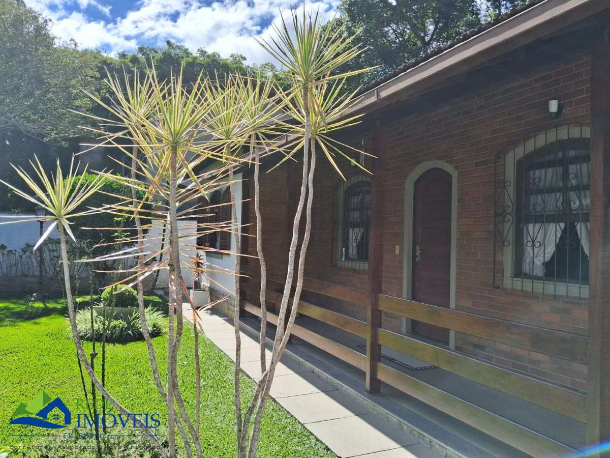 Casa à venda em Nova Friburgo, Conselheiro Paulino, com 2 quartos, 232m²