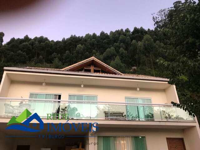 Casa à venda em Nova Friburgo, Cascatinha, com 3 quartos, 616m²