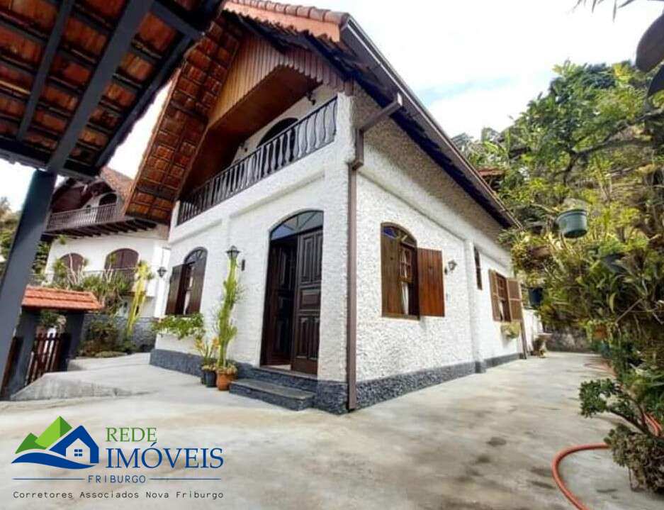 Casa à venda em Nova Friburgo, Lagoinha, com 6 quartos, 444.51m²