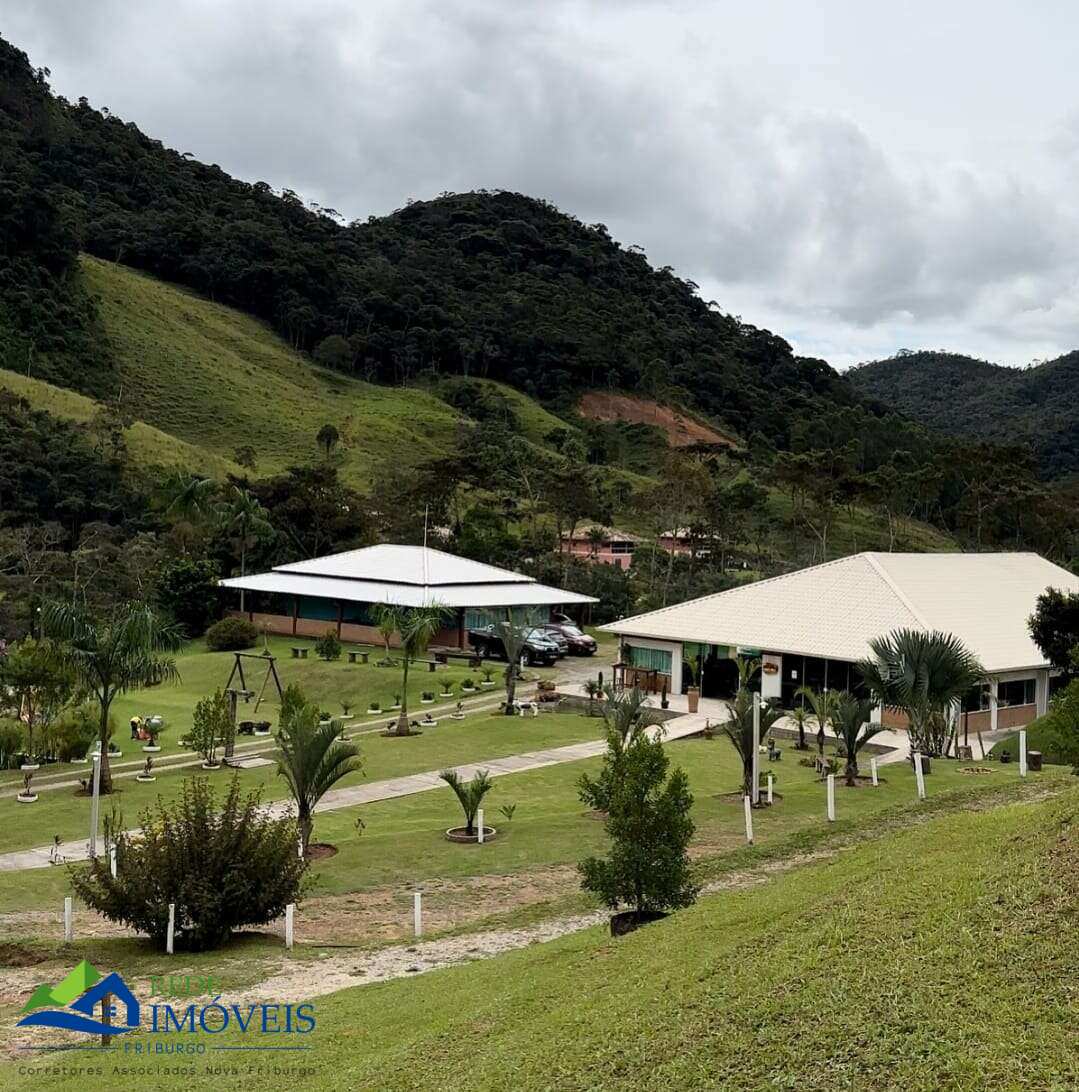 Sítio à venda em Nova Friburgo, Cardinot, com 3 quartos, 20.000m²