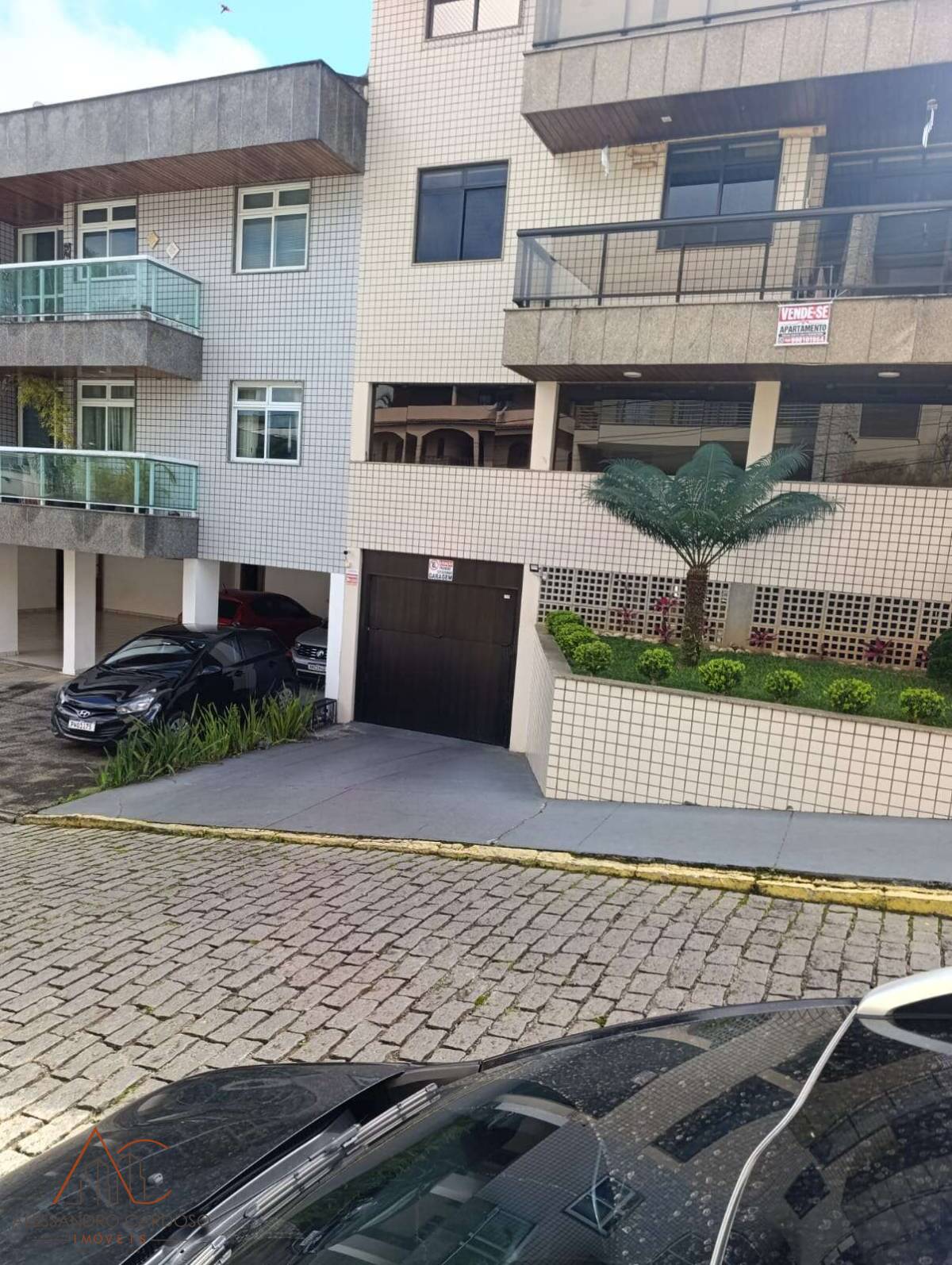 Apartamento à Venda nas Braunes, Nova Friburgo | 2 Quartos, 80 m² e Mobiliado - Alessandro Cardoso Imóveis