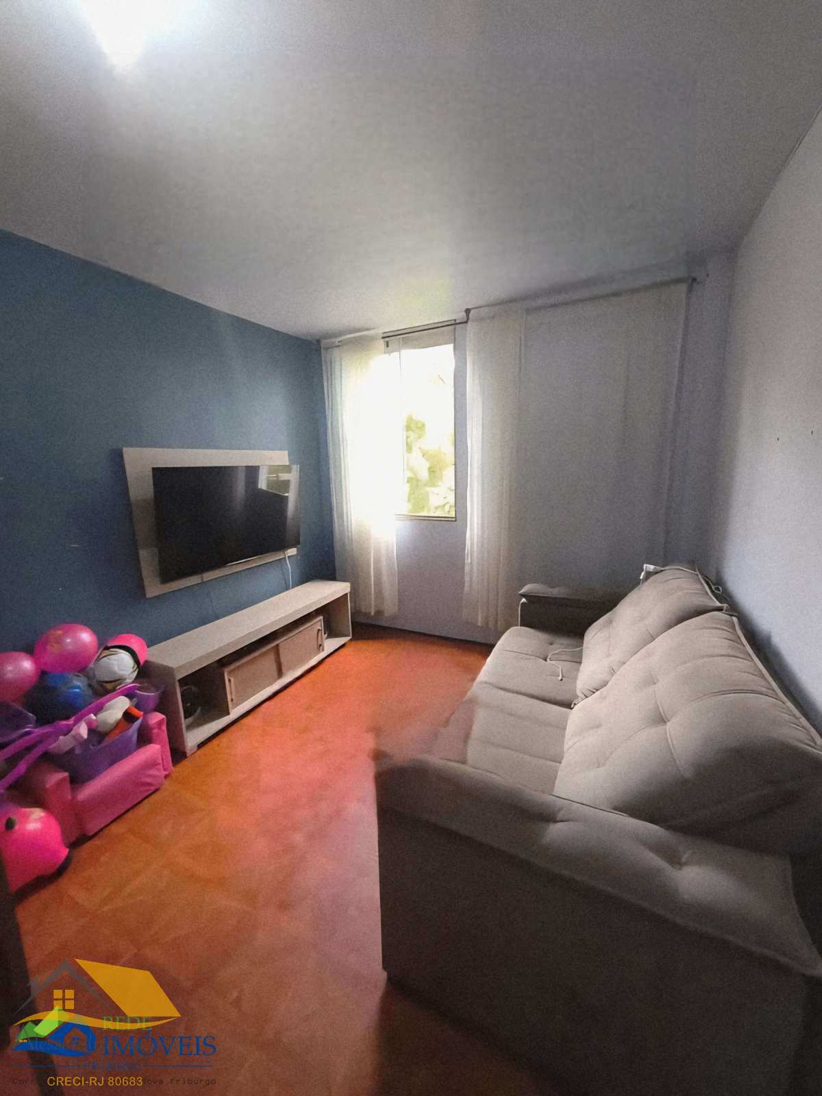 Apartamento à venda em Nova Friburgo, Jardim Califórnia, com 2 quartos