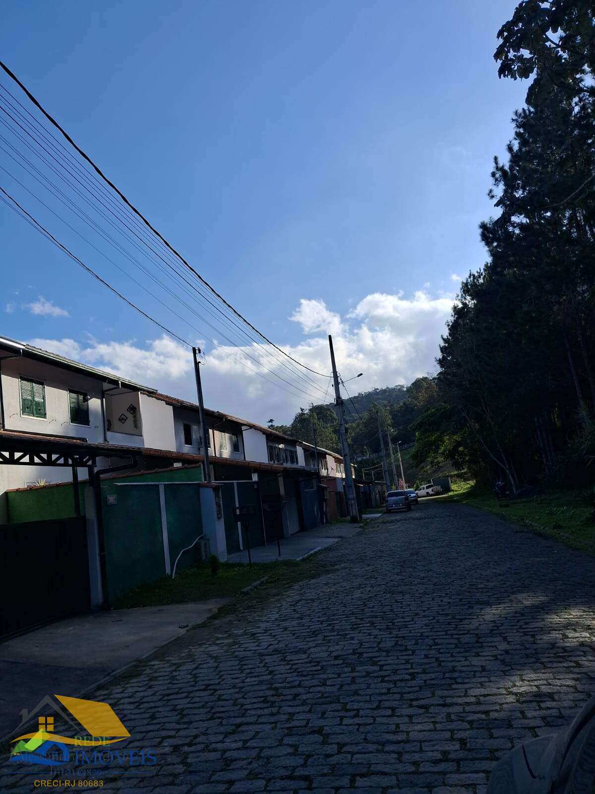 Apartamento à Venda no Parque Dom João VI, Nova Friburgo | 2 Quartos e Garagem